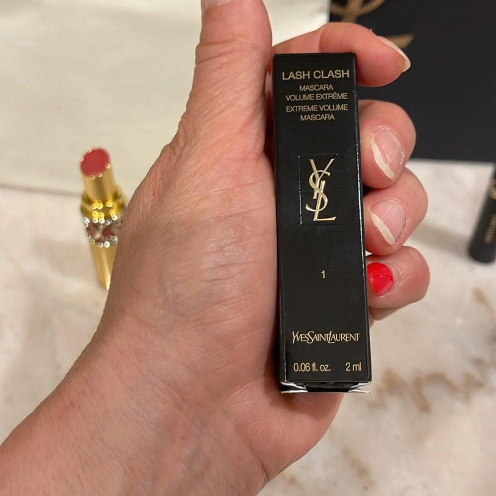 YSL Rouge Volupte Shine No 162 pulsing Rosehip lipstick and mascara set